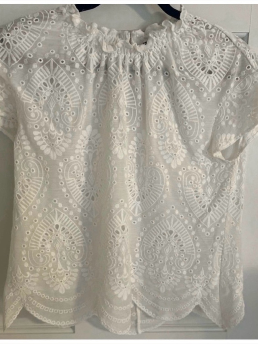 Express White Ruffled Bib Collar Eyelet Blouse Size Medium Lightweight Top